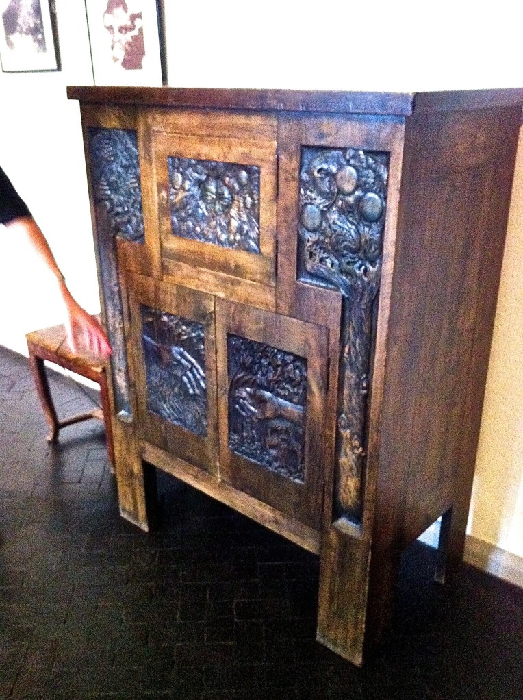 Gallen-Kallela carved furniture